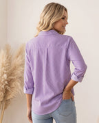 Camisa Feminina Listrada Com Botões E Bolso Frontal
