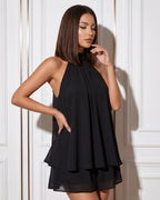 Vestido Curto Frente Única Com Gola Alta E Babados