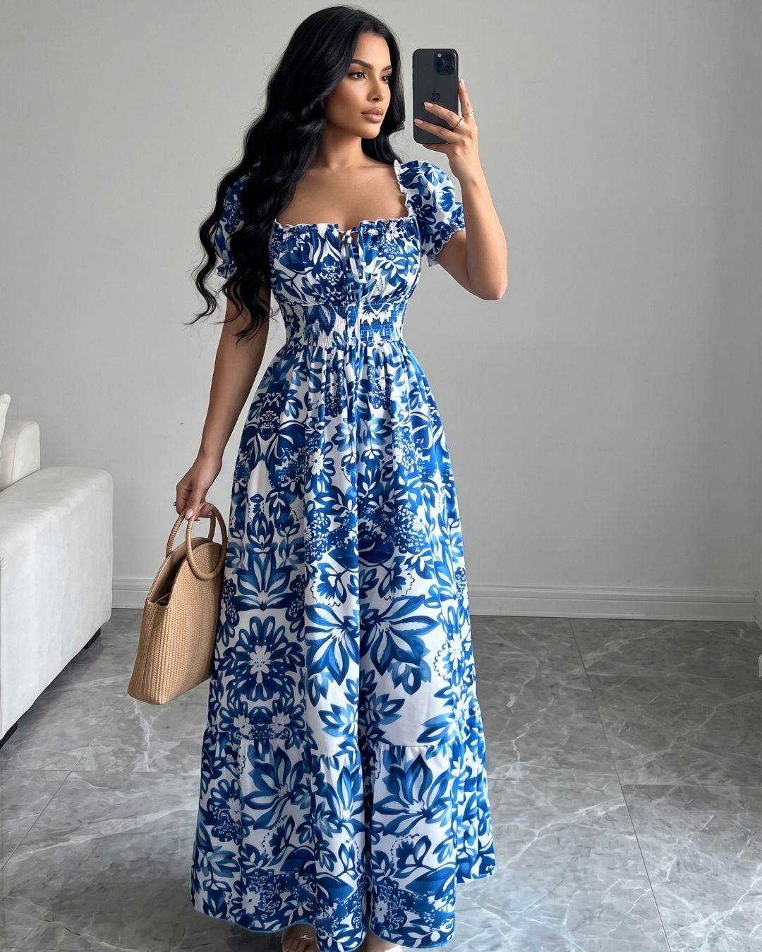 Vestido Longo Floral Com Lastex E Decote Quadrado