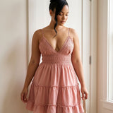 Vestido Curto Evasê Decote V Com Renda E Babados