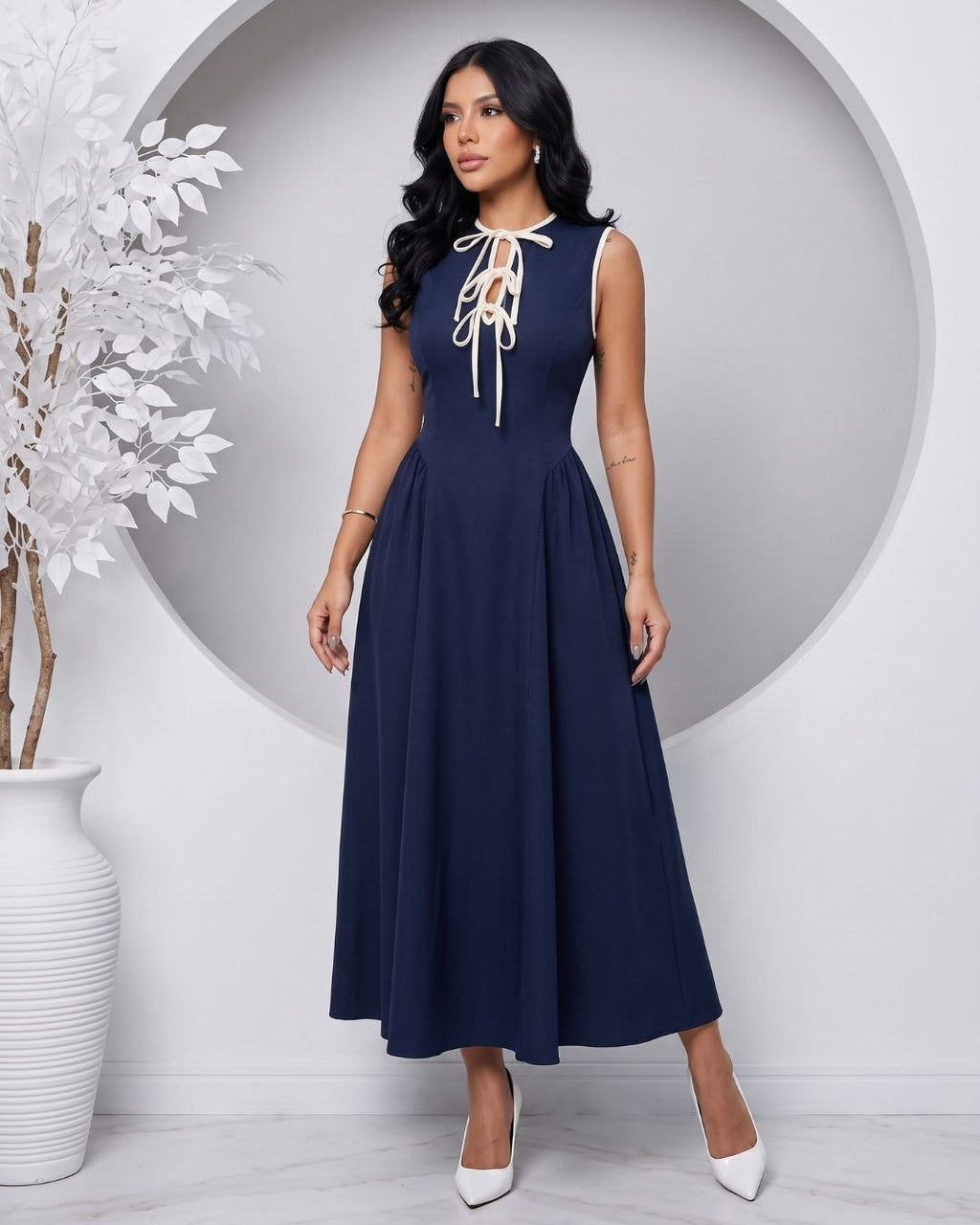 Vestido Midi Evasê Com Laço Frontal E Decote Redondo