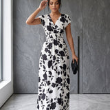 Vestido Longo Floral Com Decote Transpassado E Cintura Marcada