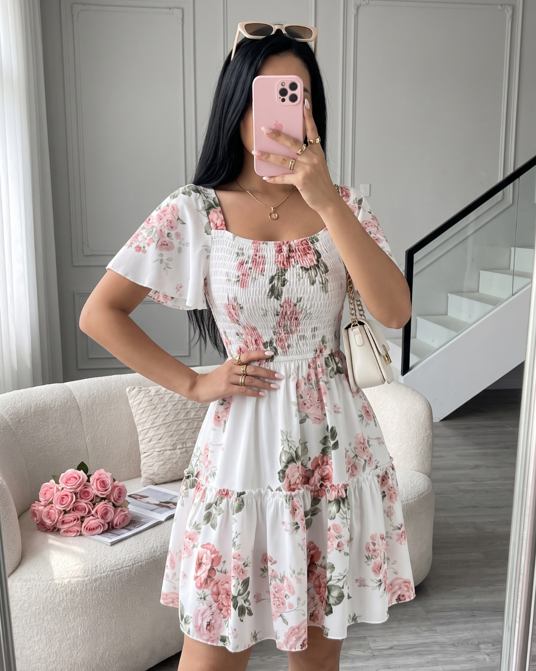 Vestido Curto Evasê Decote Quadrado Com Lastex Floral Romântico
