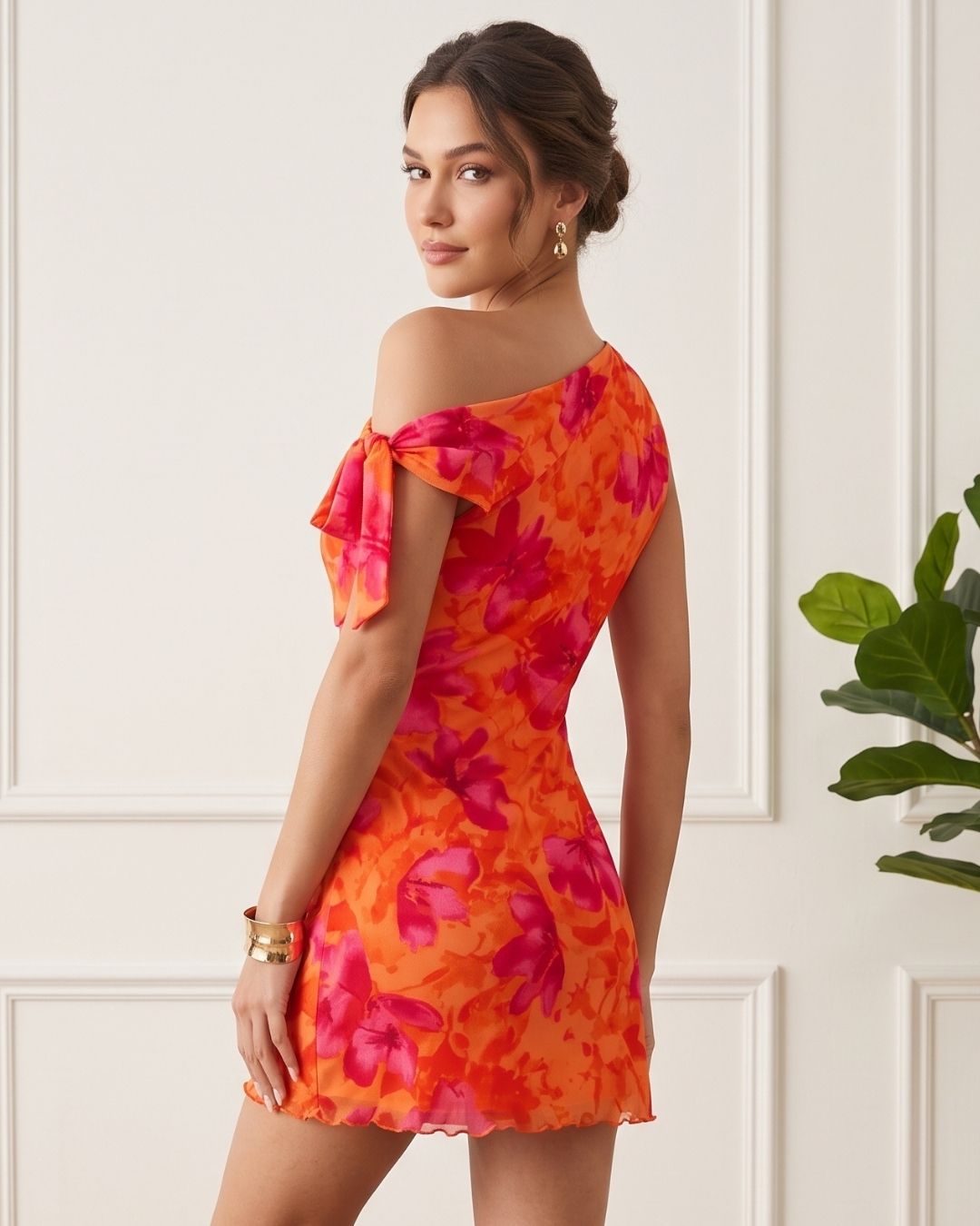 Vestido Curto Justo Ombro Único Drapeado Com Estampa Floral