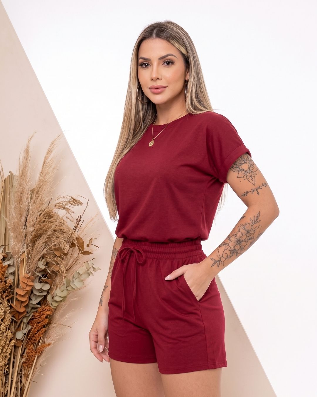 Conjunto Blusa Manga Curta E Short Com Cordão E Bolsos Casual