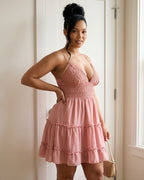 Vestido Curto Evasê Decote V Com Renda E Babados