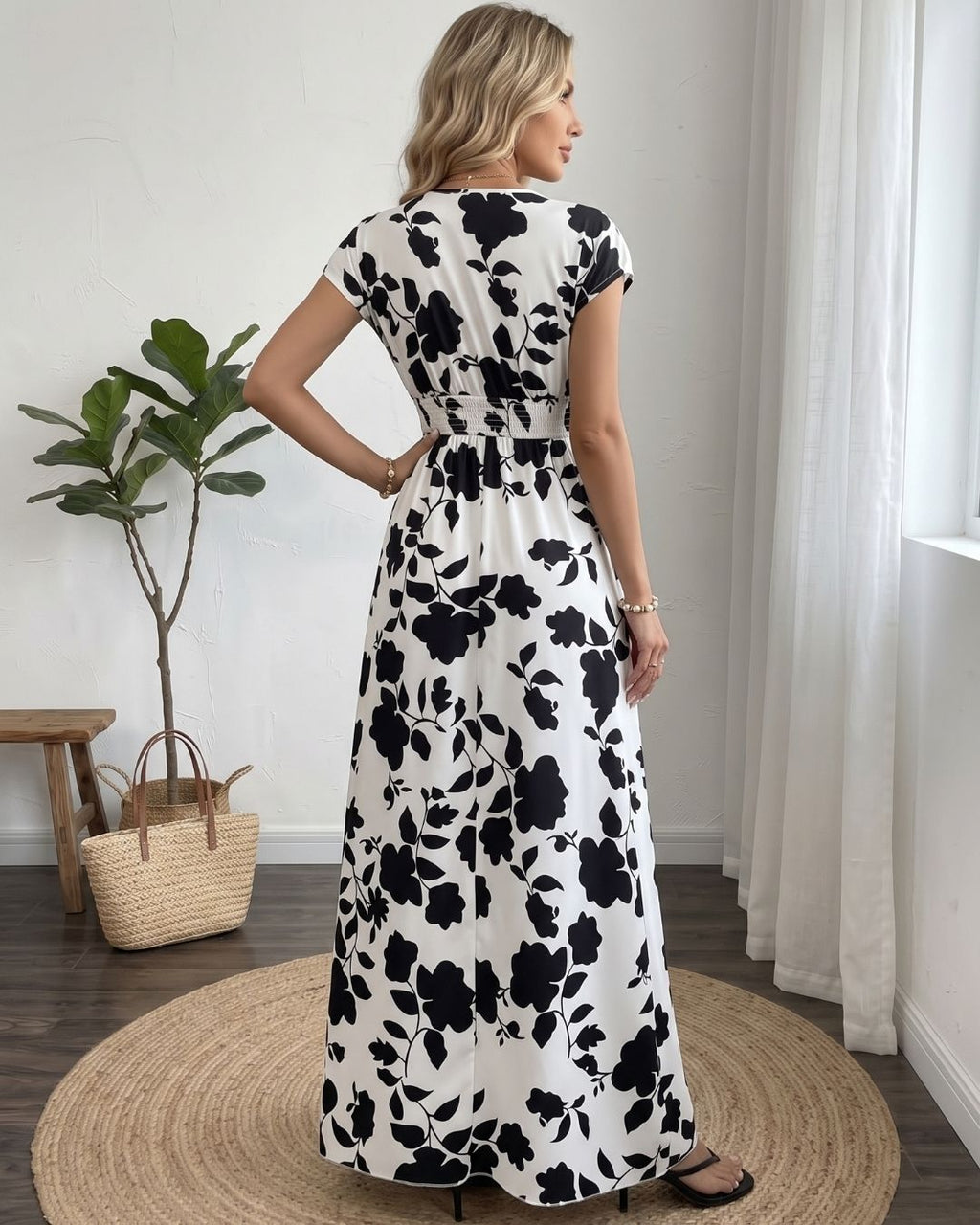 Vestido Longo Floral Com Decote V E Cintura Lastex