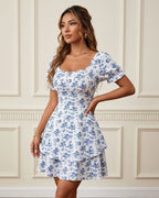 Vestido Curto Floral Com Manga Bufante E Saia Em Camadas