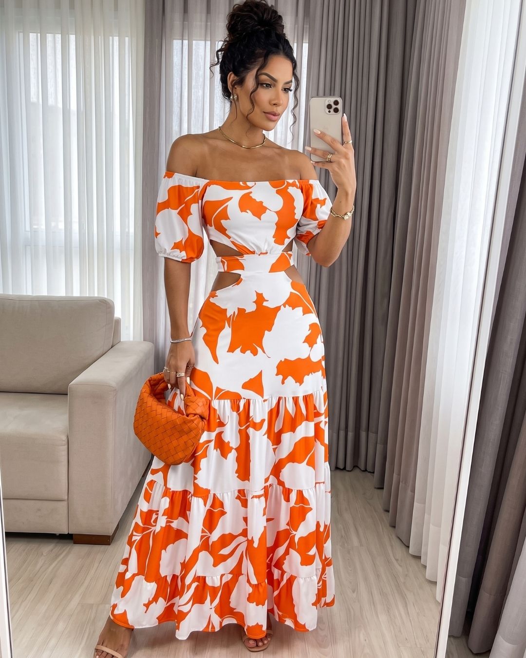 Vestido Longo Ombro A Ombro Com Recortes E Babados Floral