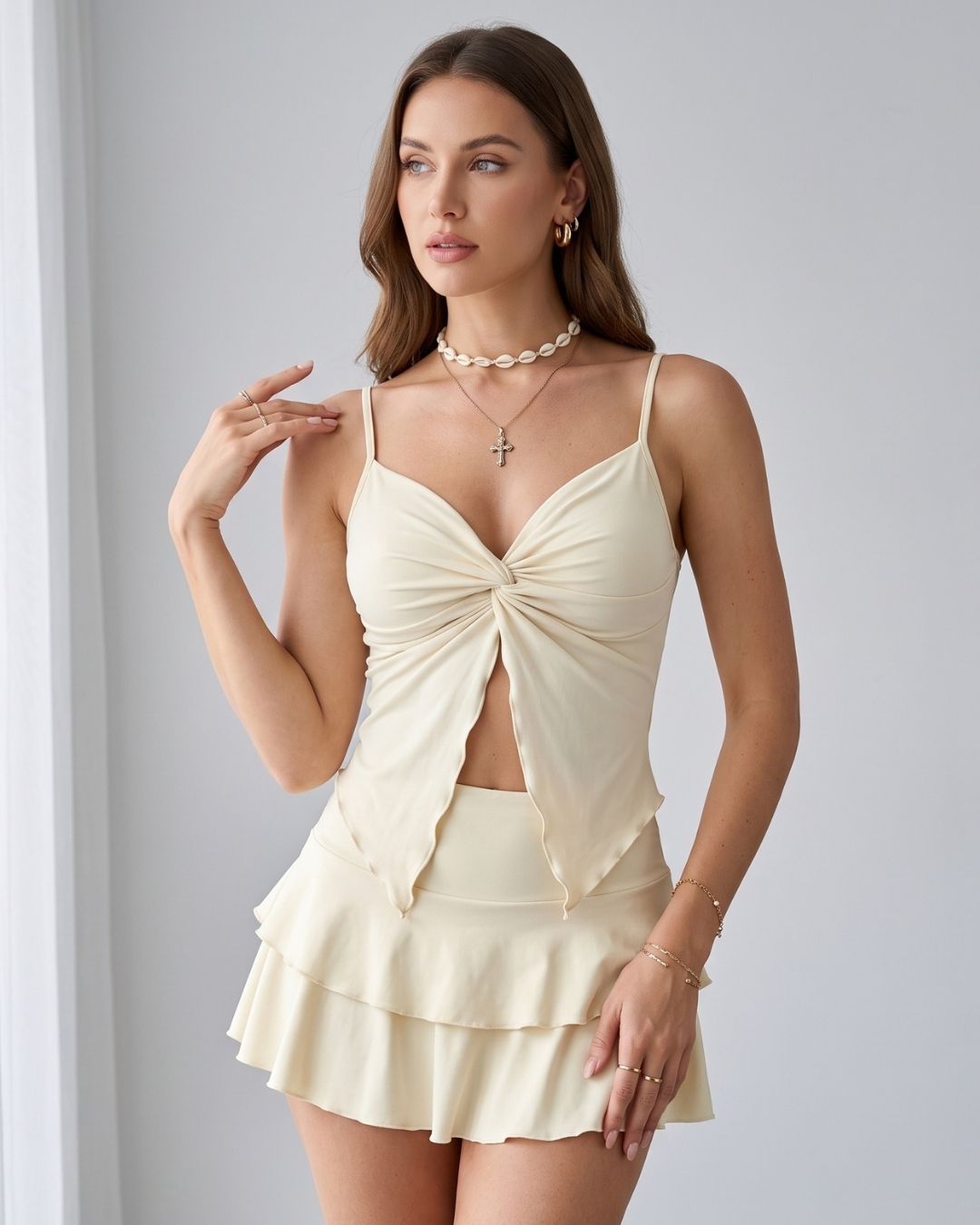 Conjunto Blusa Cropped Franzida E Saia Curta Com Babados