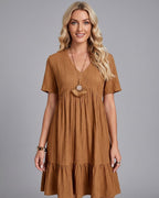 Vestido Curto Soltinho Com Decote V E Babado Na Barra