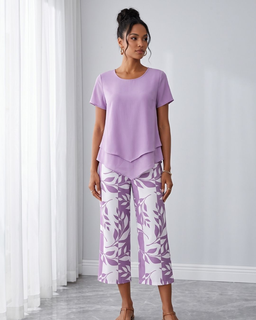 Conjunto Blusa Manga Curta E Calça Pantacourt Estampada Casual
