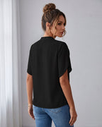 Blusa Feminina Gola V Com Manga Curta Fluida Elegante
