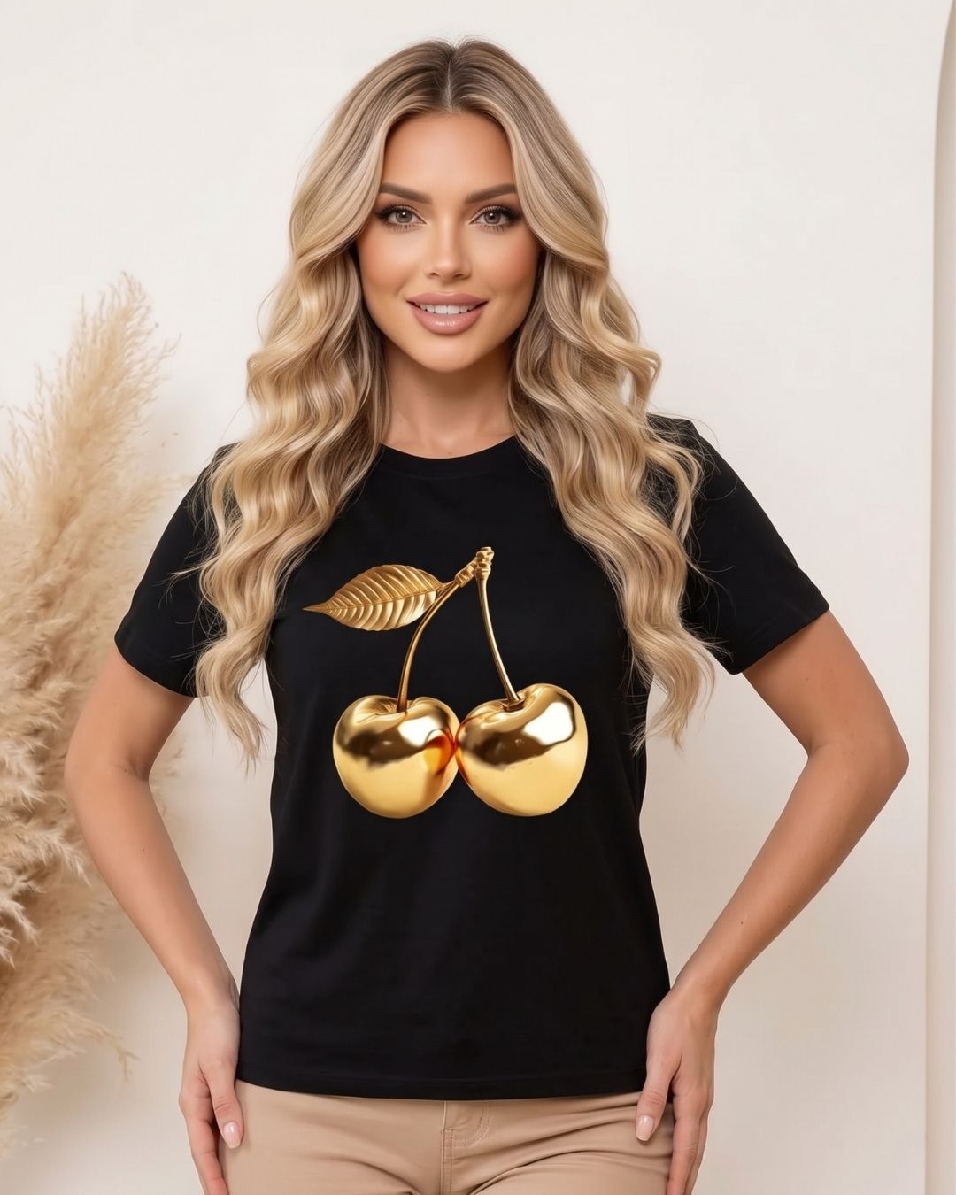 Camiseta Feminina Casual Com Estampa Cereja Metalizada
