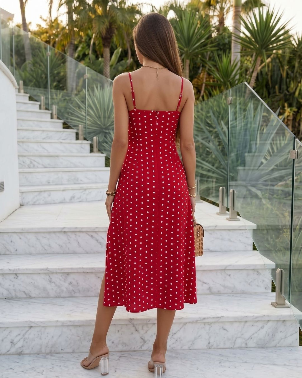 Vestido Midi Acinturado Alça Fina Com Fenda Poá Elegante
