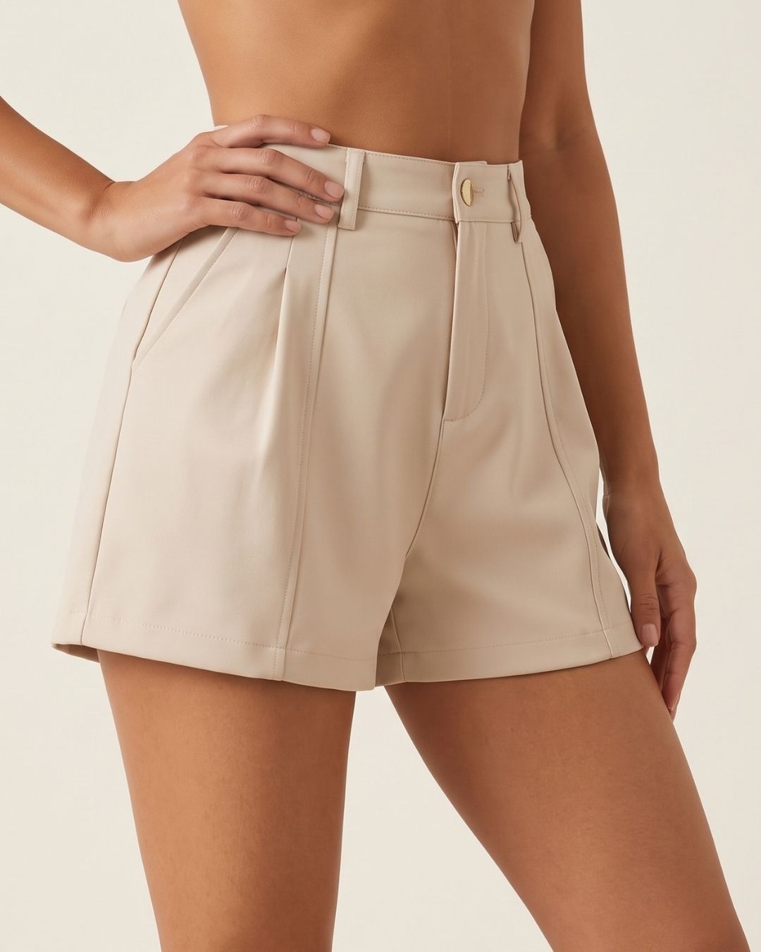 Shorts Feminino Alfaiataria Cintura Alta Com Pregas