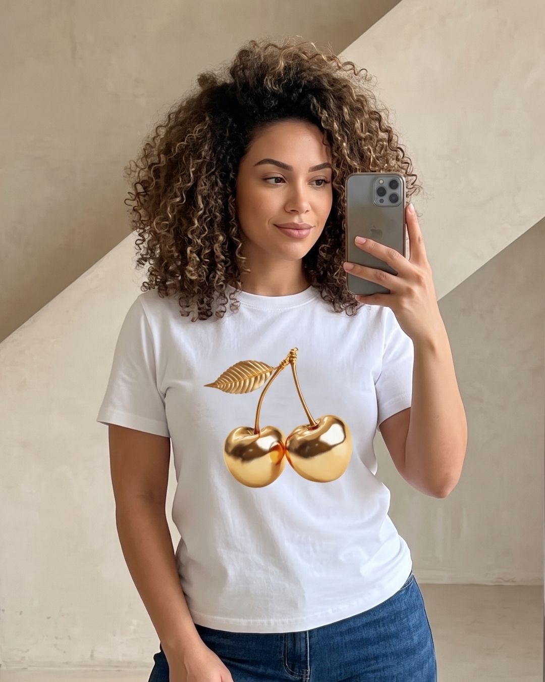 Camiseta Feminina Casual Com Estampa Cereja Metalizada