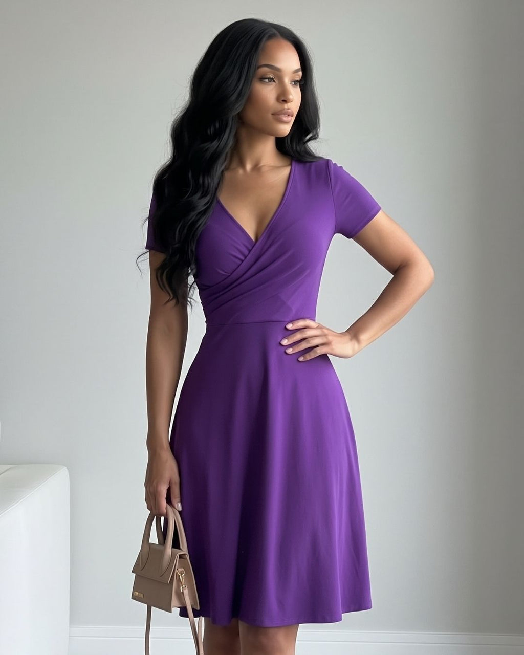 Vestido Midi Evasê Com Decote Transpassado E Manga Curta